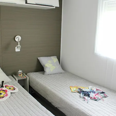 Aux Oiseaux キャンプ場 *