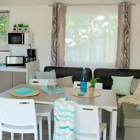 Aux Oiseaux キャンプ場 L'Île-d'Olonne