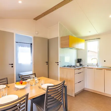 キャンプ場 Aux Oiseaux L'Île-d'Olonne