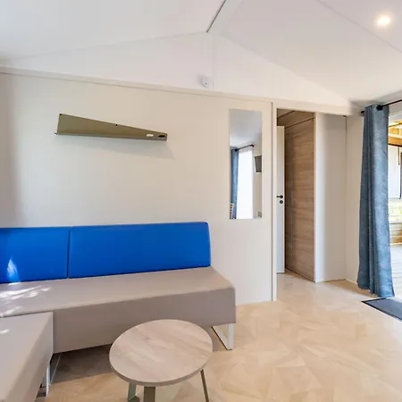 キャンプ場 Aux Oiseaux L'Île-d'Olonne