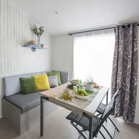 مكان تخييم Aux Oiseaux L'Ile-d'Olonne