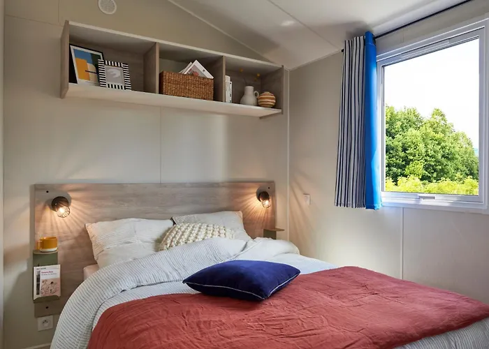 Aux Oiseaux Camping *