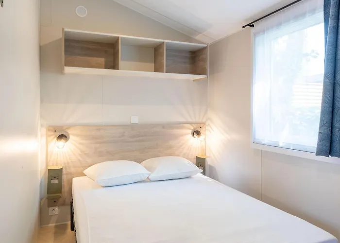 Aux Oiseaux Camping *